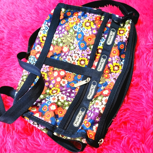 Lesportsac Bags Lesportsac Crossbody Poshmark